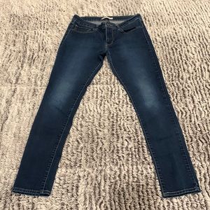 Levi dark skinny jeans